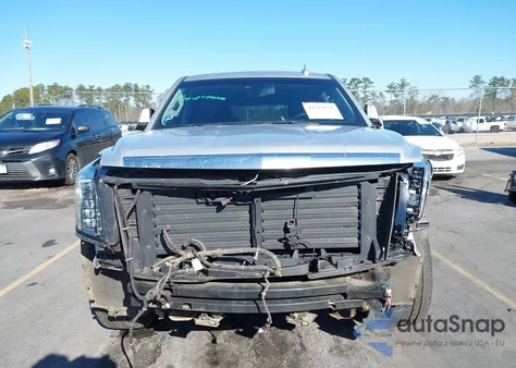 2015 Cadillac Escalade Luxury z USA, uszkodzony, nr VIN 1GYS4MKJ2FR743090